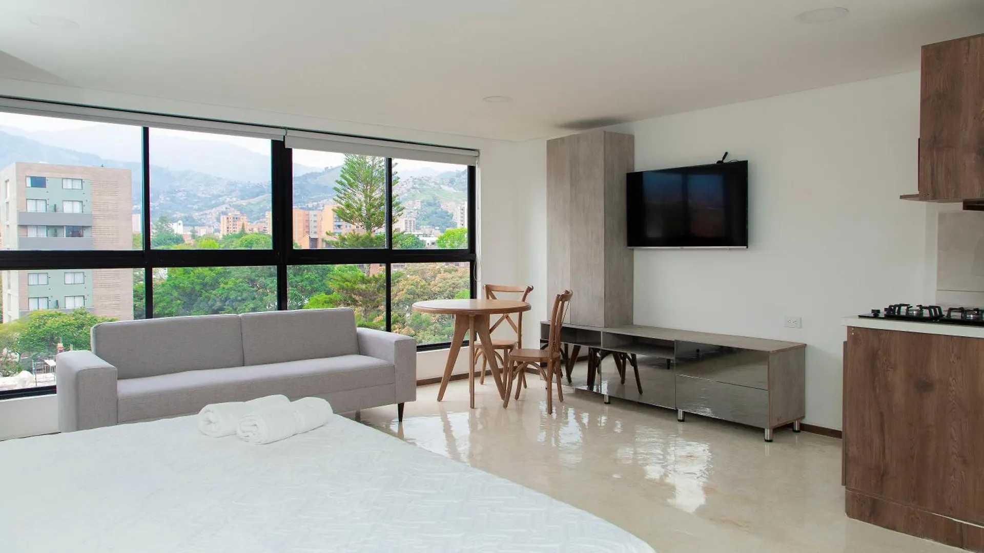 Apartmán Loft Laureles Con Excelente Ubicacion Con Aire Acondicionado Y Cama King Medellín