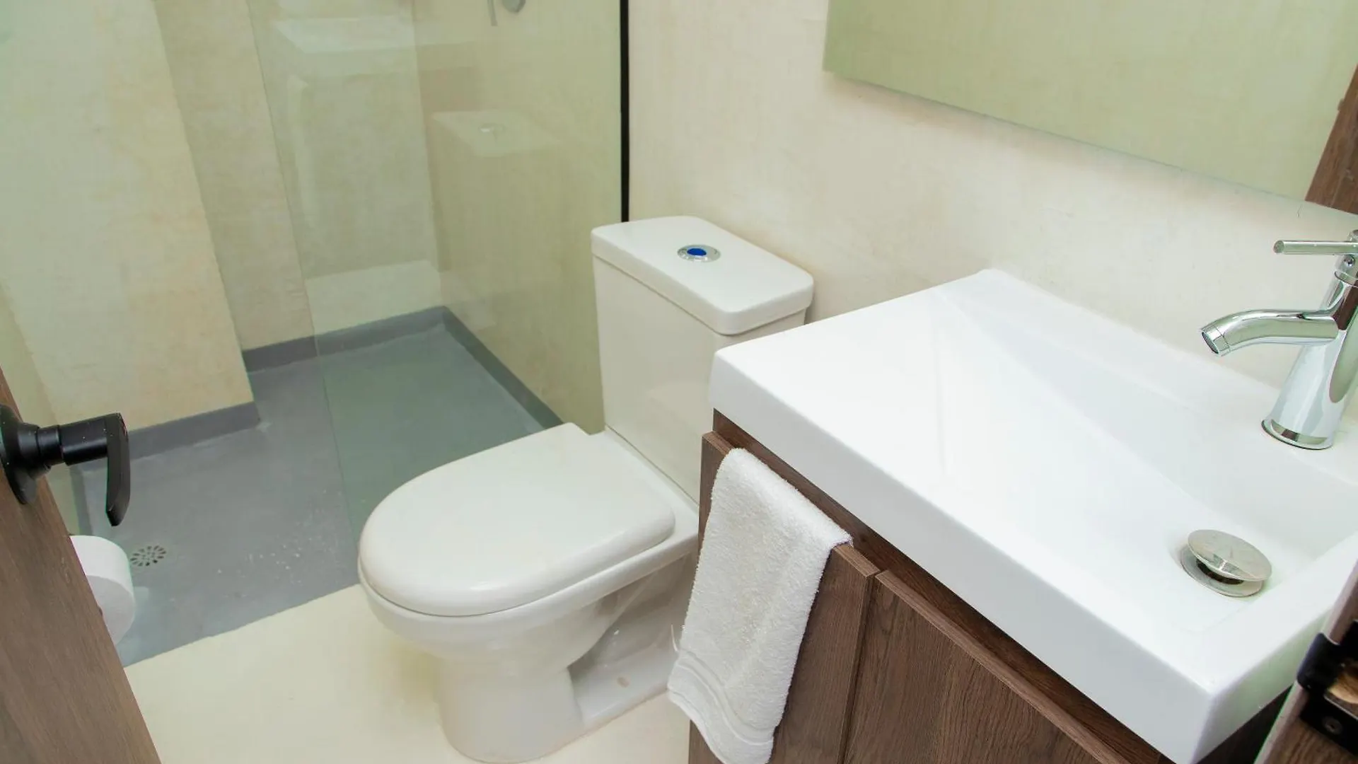 Loft Laureles Con Excelente Ubicacion Con Aire Acondicionado Y Cama King Apartamento Medellín
